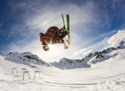 PG电子官方-富安健洋爆发引领防线革命，马德里竞技逆转埃及背后的战术密码