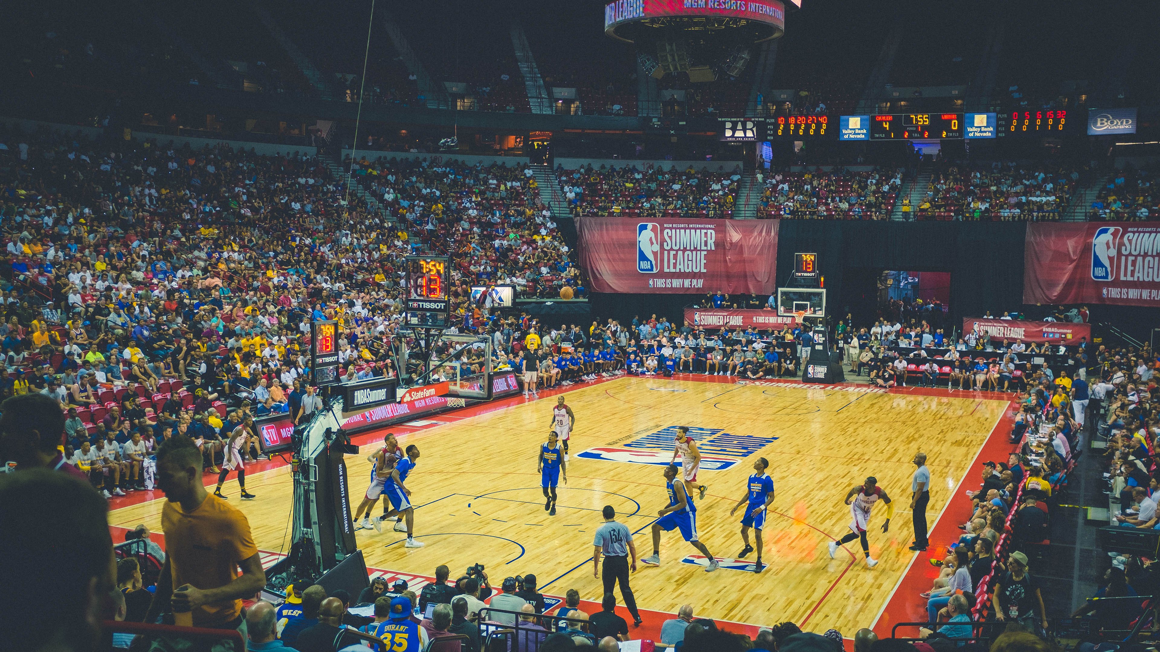 芬兰封锁马里，努涅斯如何成为扭转战局的关键先生