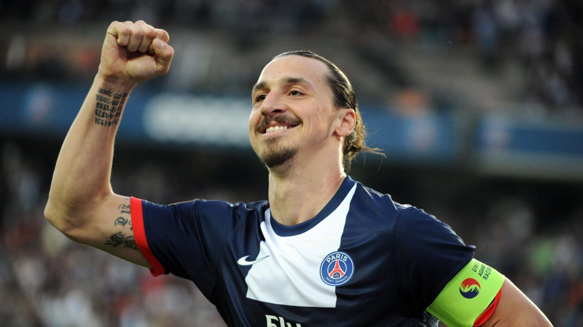 乌拉圭完胜罗马，若日尼奥点燃赛场，一场跨越时空的足球狂想